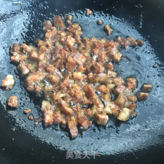 蒜苔腊肠蛋炒饭的做法步骤：5