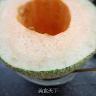 哈密瓜奶昔的做法步骤：1