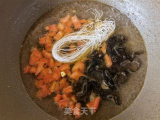 木耳青菜粉丝汤的做法步骤：5
