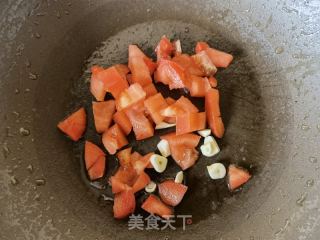 木耳青菜粉丝汤的做法步骤：2