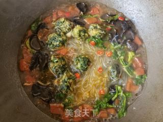 木耳粉丝荠菜丸子汤的做法步骤：10