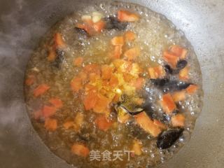 木耳粉丝荠菜丸子汤的做法步骤：7