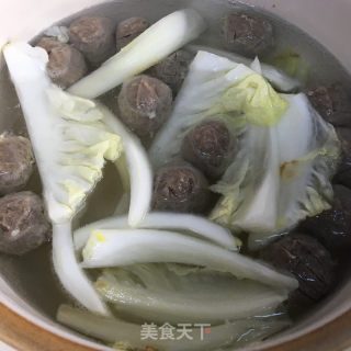 肉丸菌菇白菜汤的做法步骤：6