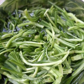肉丝炒面条菜的做法步骤：1