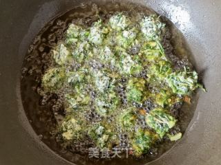 炸荠菜丸子的做法步骤：11