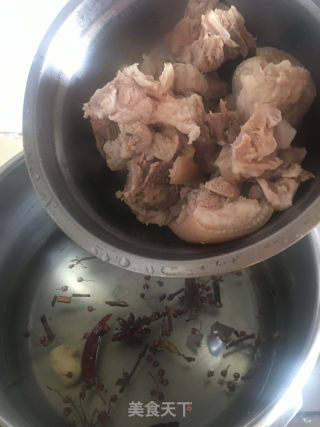 黄豆焖猪手的做法步骤：5