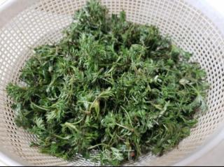 蒜苗炒白蒿的做法步骤：4