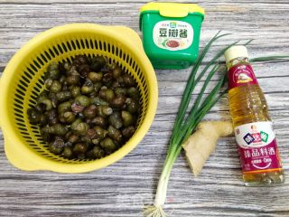 酱炒螺蛳的做法步骤：1