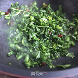核桃油炒菜苔的做法步骤：6