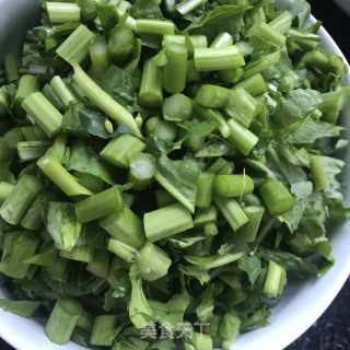 核桃油炒菜苔的做法步骤：3