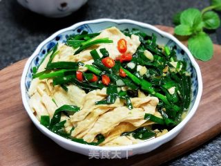 韭菜炒腐竹的做法步骤：12