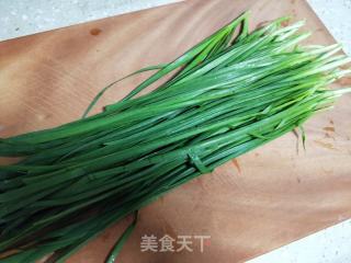 韭菜炒腐竹的做法步骤：4