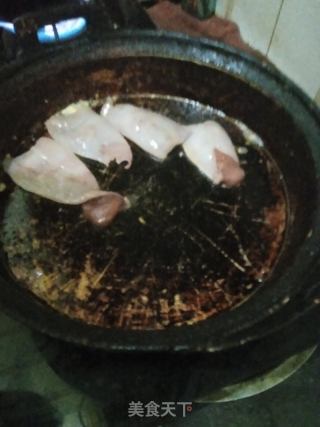 香炒鱿鱼卷的做法步骤：2