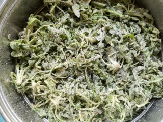荞麦面蒸荠菜的做法步骤：5