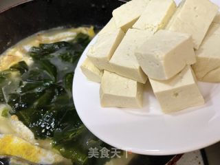 裙带菜豆腐汤的做法步骤：9