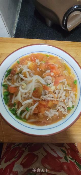 番茄瘦肉汤米粉的做法步骤：10