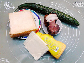 腊肉芝士三明治的做法步骤：1