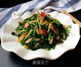 河虾米炒韭菜的做法步骤：9