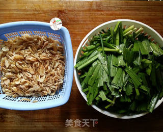河虾米炒韭菜的做法步骤：2