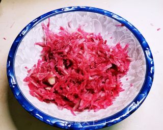 凤梨萝卜煎饼的做法步骤：2