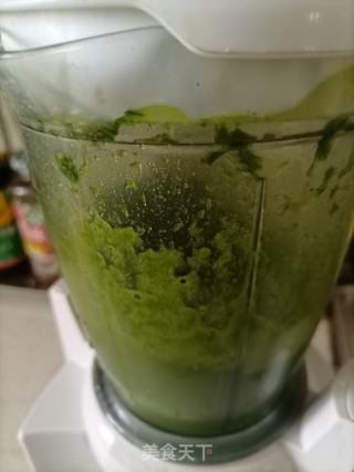 韭菜汁猫耳朵的做法步骤：2