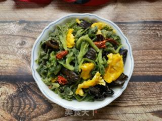 蒸面条菜炒木耳鸡蛋的做法步骤：12