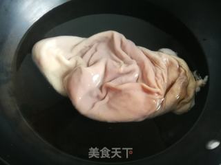 黄花菜排骨猪肚汤的做法步骤：2