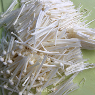 菌菇豆腐汤的做法步骤：2