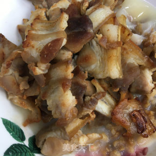 五花肉炒蒜苗的做法步骤：4
