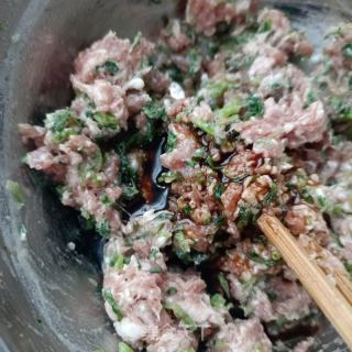面条菜汆肉丸的做法步骤：13