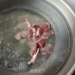 黄瓜竹荪拌鹿心的做法步骤：9