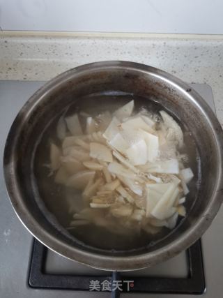 冬笋炒红虾的做法步骤：3