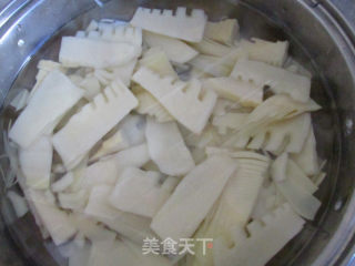 春笋野菜素包子的做法步骤：4