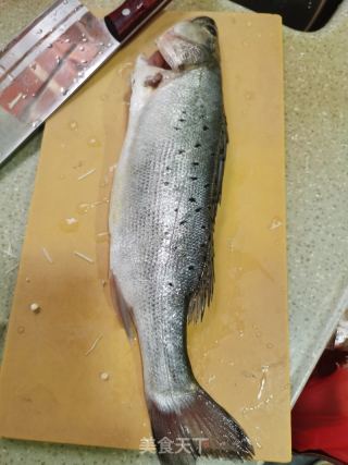 何小侠酸菜鱼的做法步骤：1