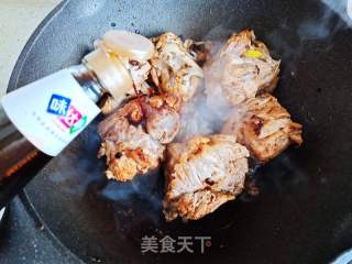 酸汤大骨头的做法步骤：6