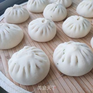 茴香虾皮鸡蛋包子的做法步骤：11