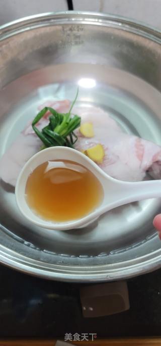 白切贵妃肉的做法步骤：2