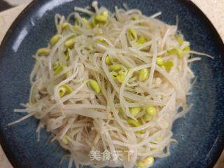 青椒拌春菜的做法步骤：4