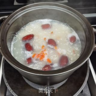 糯米红枣润燥养颜粥的做法步骤：9