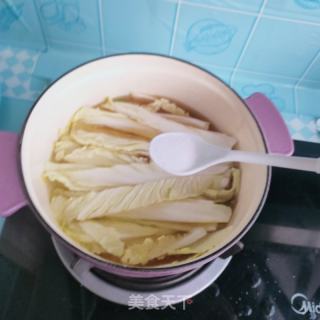 肉丸白菜汤的做法步骤：11