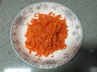 五彩缤纷蛋炒饭的做法步骤：3