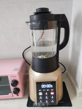 绿豆薏米糊的做法步骤：3