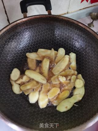 何小侠咖喱牛排的做法步骤：3