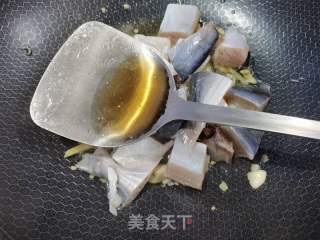 鲳鱼烧年糕的做法步骤：4