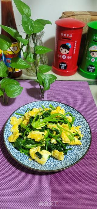 菠菜炒鸡蛋的做法步骤：13