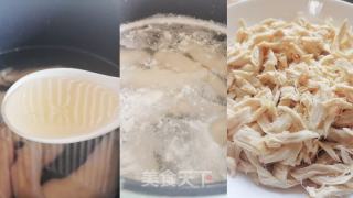 夏日炎炎正好吃‖鸡丝凉面的做法步骤：1