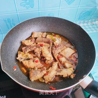 剁椒烧鲅鱼的做法步骤：12