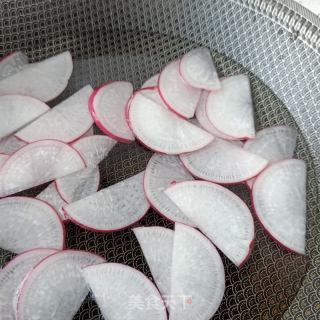 水萝卜木耳拌羊肉的做法步骤：3