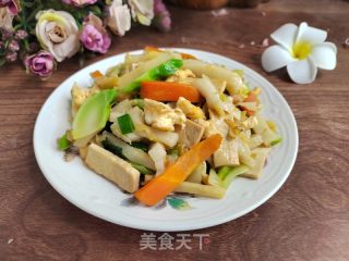 冬笋鸡蛋儿菜炒年糕的做法步骤：12