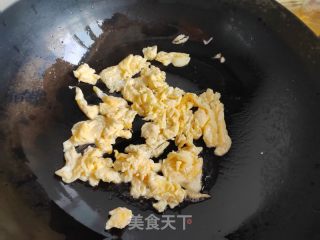 冬笋鸡蛋儿菜炒年糕的做法步骤：7